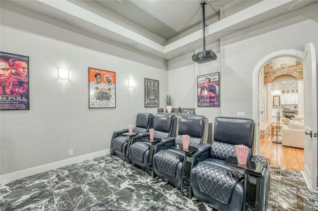 2283 E Sarazen, Fresno, CA 93730