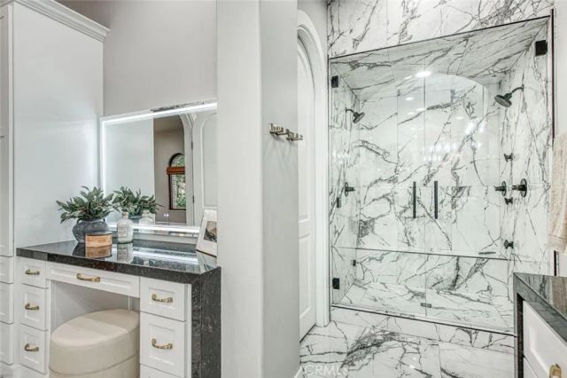2283 E Sarazen, Fresno, CA 93730