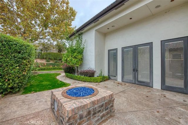 2283 E Sarazen, Fresno, CA 93730