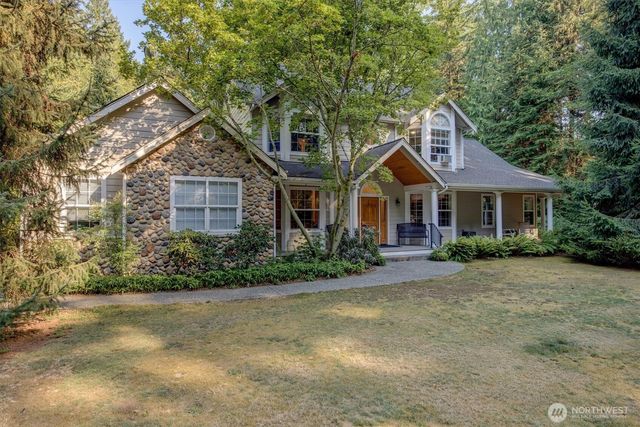 6477 Cultus Bay Road, Clinton, WA 98236