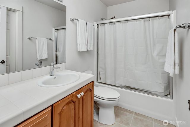 6477 Cultus Bay Road, Clinton, WA 98236
