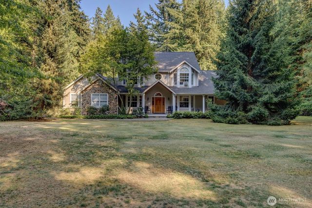 6477 Cultus Bay Road, Clinton, WA 98236