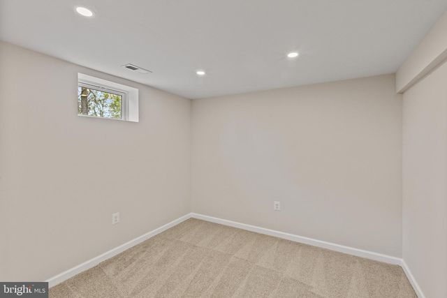 7815 CROOM RD, Upper Marlboro, MD 20772