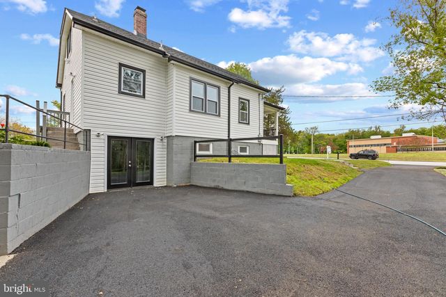 7815 CROOM RD, Upper Marlboro, MD 20772