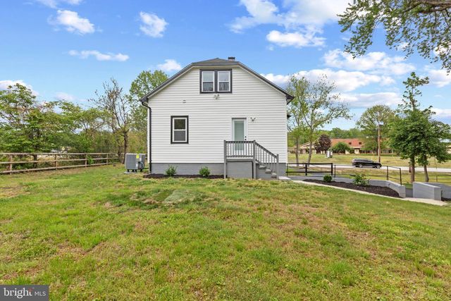 7815 CROOM RD, Upper Marlboro, MD 20772