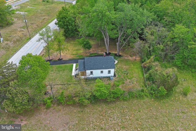 7815 CROOM RD, Upper Marlboro, MD 20772