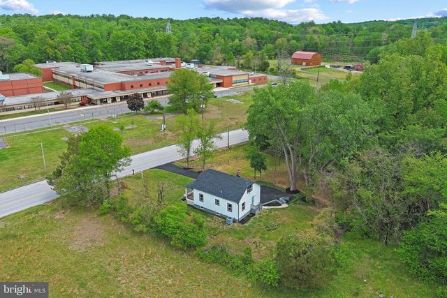 7815 CROOM RD, Upper Marlboro, MD 20772