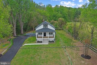 7815 CROOM RD, Upper Marlboro, MD 20772