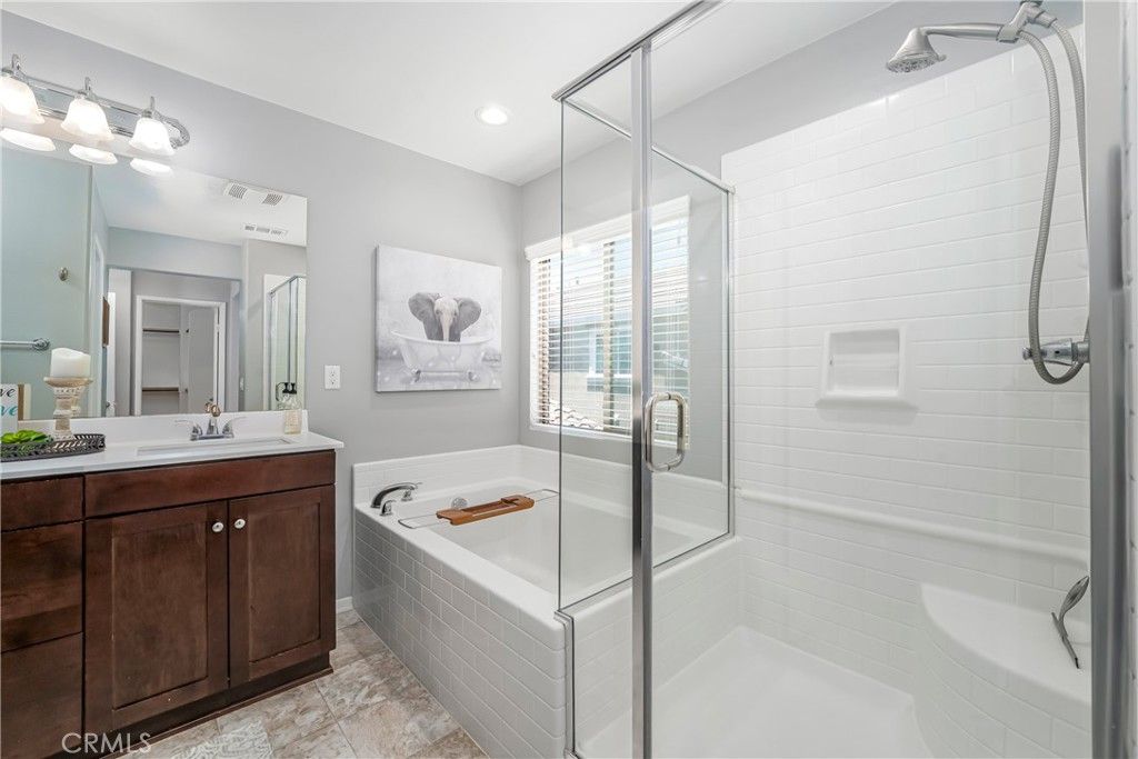 Image 18 of property listing at 24113 Darmera, Lake Elsinore, CA 92532