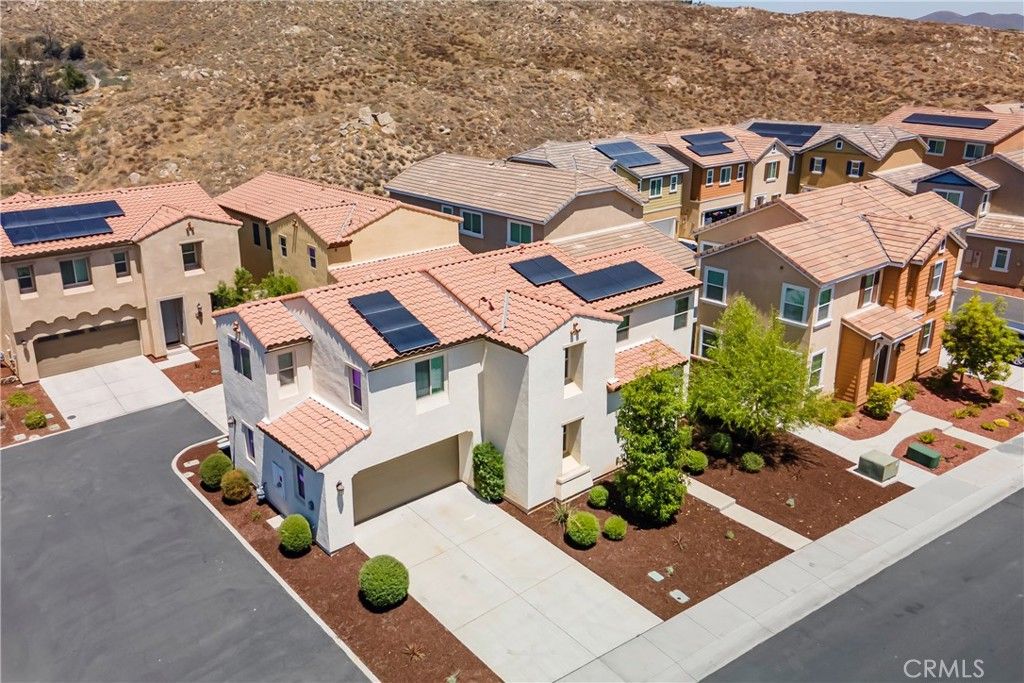Image 31 of property listing at 24113 Darmera, Lake Elsinore, CA 92532