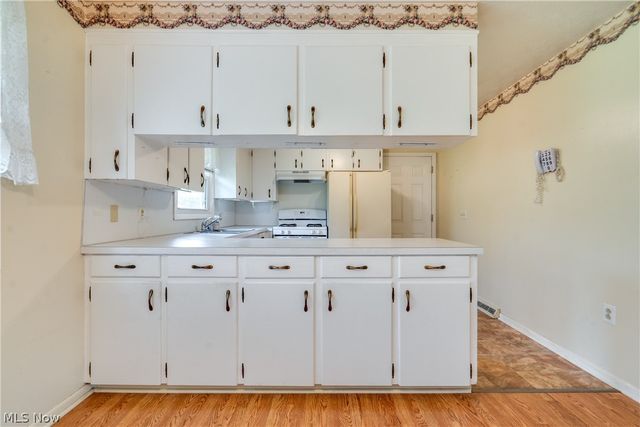 6444 Akron Avenue NW, Canal Fulton, OH 44614