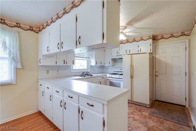 6444 Akron Avenue NW, Canal Fulton, OH 44614