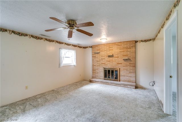 6444 Akron Avenue NW, Canal Fulton, OH 44614