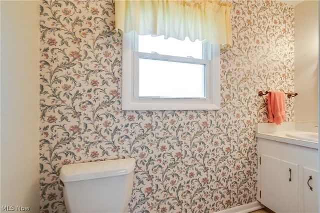 6444 Akron Avenue NW, Canal Fulton, OH 44614