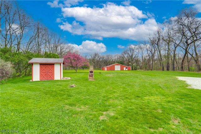 6444 Akron Avenue NW, Canal Fulton, OH 44614