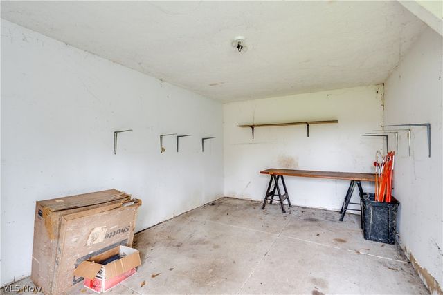 6444 Akron Avenue NW, Canal Fulton, OH 44614