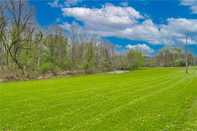 6444 Akron Avenue NW, Canal Fulton, OH 44614