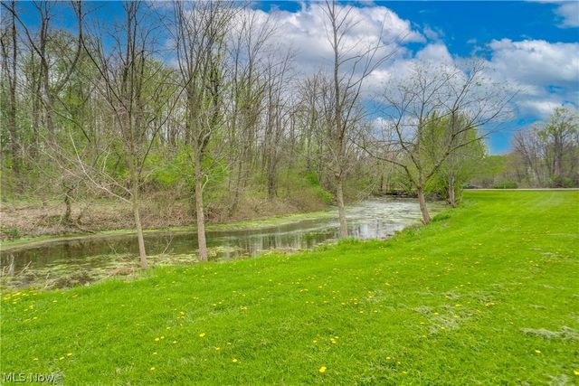 6444 Akron Avenue NW, Canal Fulton, OH 44614