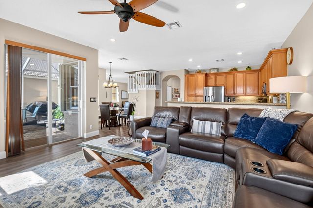 7228 Via Leonardo, Lake Worth, FL 33467