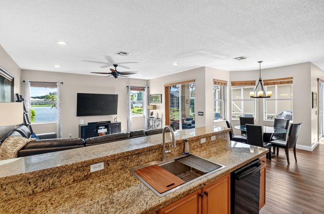 7228 Via Leonardo, Lake Worth, FL 33467