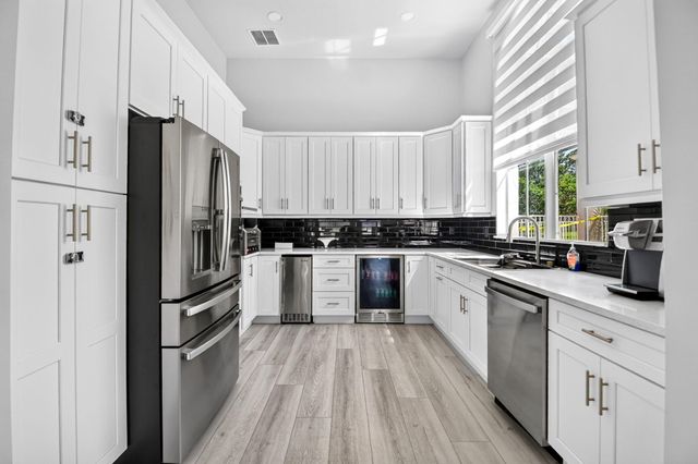 7228 Via Leonardo, Lake Worth, FL 33467