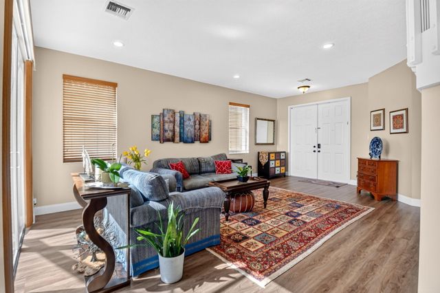 7228 Via Leonardo, Lake Worth, FL 33467
