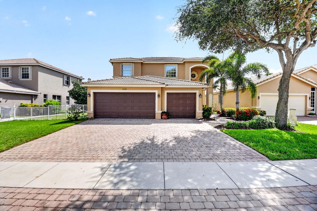 7228 Via Leonardo, Lake Worth, FL 33467