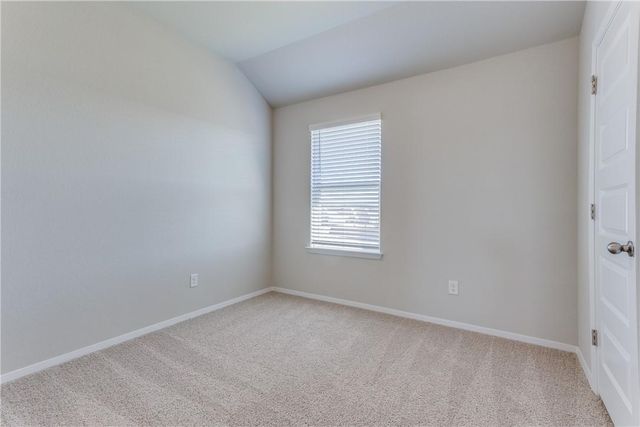 131 Trailside LN, Bastrop, TX 78602