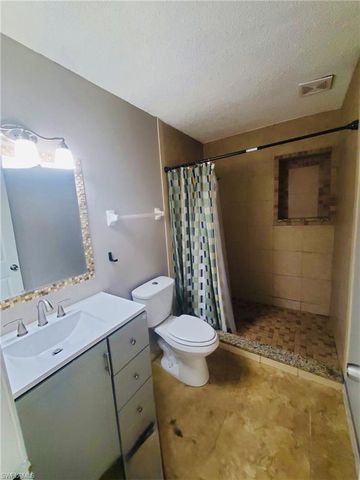 924-926 Andalusia BLVD, Cape Coral, FL 33909