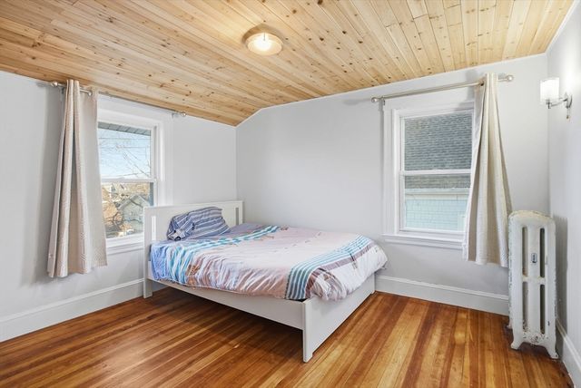 169 Pine St, Quincy, MA 02170