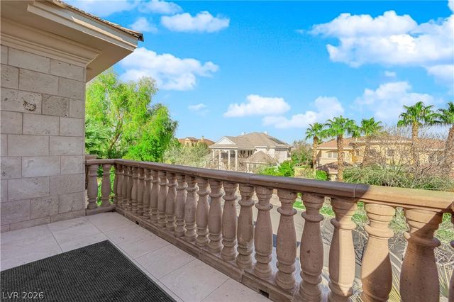 807 Canyon Greens Drive, Las Vegas, NV 89144