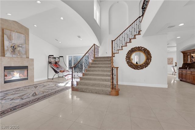 807 Canyon Greens Drive, Las Vegas, NV 89144