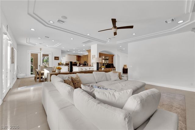 807 Canyon Greens Drive, Las Vegas, NV 89144