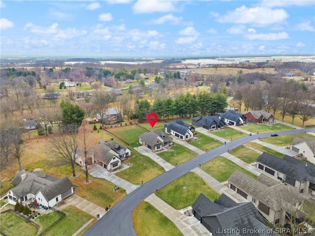 5708 Secretariat Way, Jeffersonville, IN 47130