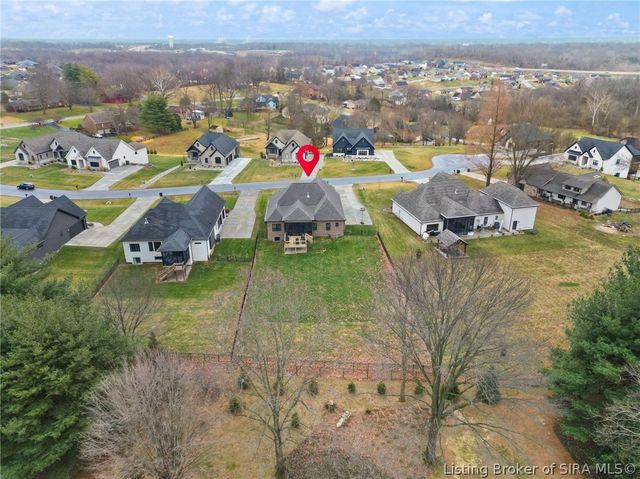 5708 Secretariat Way, Jeffersonville, IN 47130