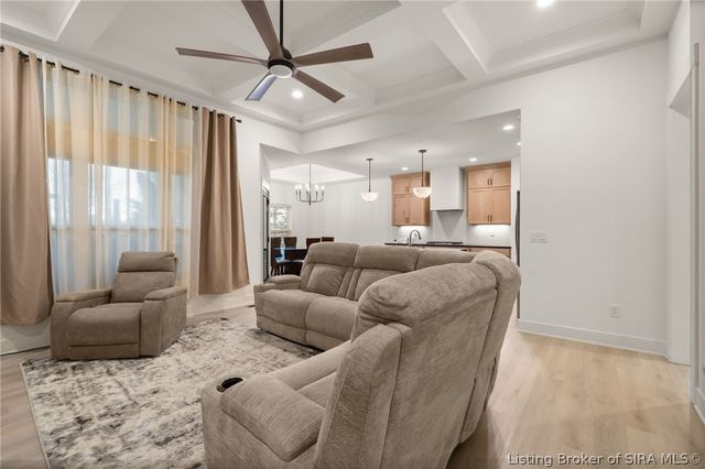 5708 Secretariat Way, Jeffersonville, IN 47130