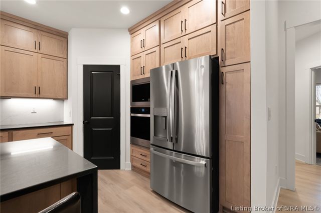 5708 Secretariat Way, Jeffersonville, IN 47130