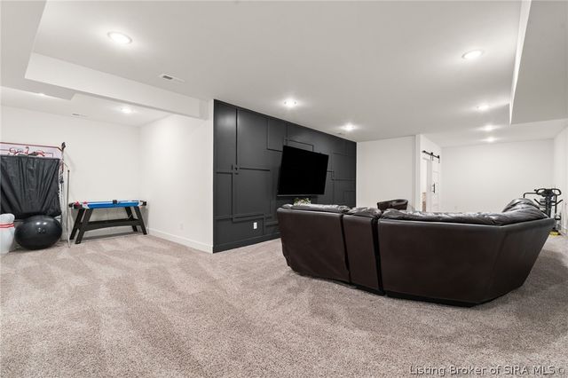 5708 Secretariat Way, Jeffersonville, IN 47130