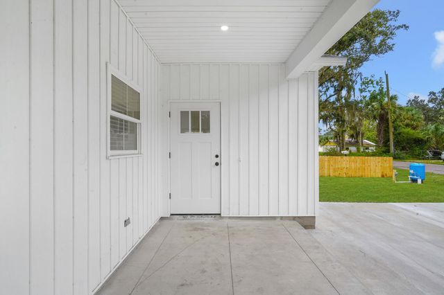 3520 Begonia St, St Augustine, FL 32084