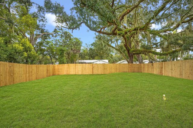 3520 Begonia St, St Augustine, FL 32084