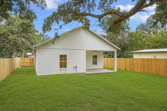 3520 Begonia St, St Augustine, FL 32084