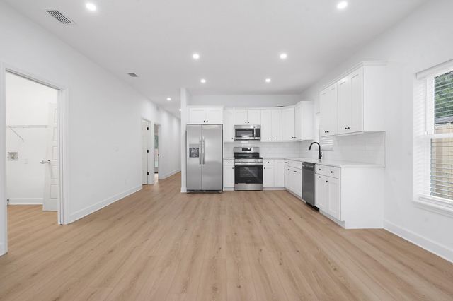 3520 Begonia St, St Augustine, FL 32084