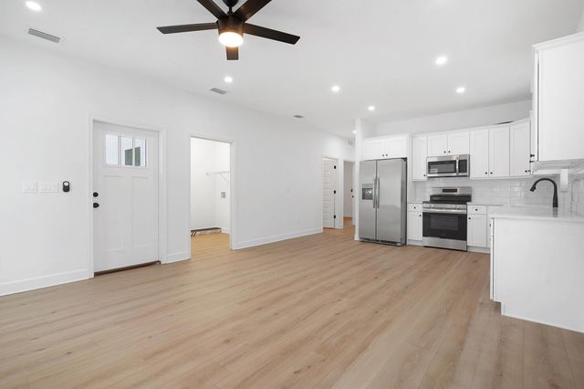 3520 Begonia St, St Augustine, FL 32084