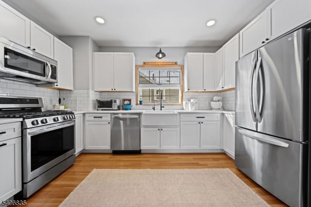 367 Van Winkle Avenue, Hawthorne Boro, NJ 07506