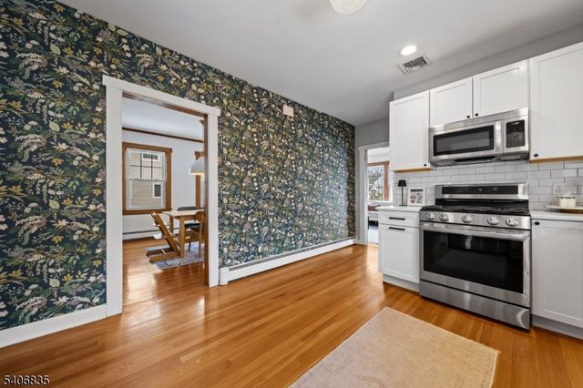 367 Van Winkle Avenue, Hawthorne Boro, NJ 07506