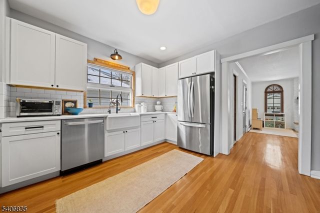 367 Van Winkle Avenue, Hawthorne Boro, NJ 07506