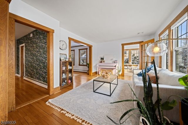 367 Van Winkle Avenue, Hawthorne Boro, NJ 07506