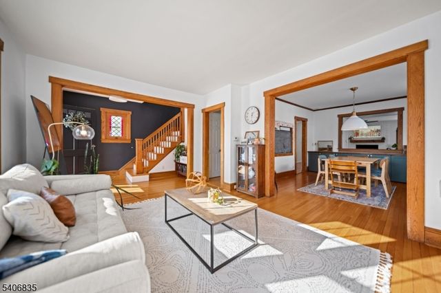 367 Van Winkle Avenue, Hawthorne Boro, NJ 07506