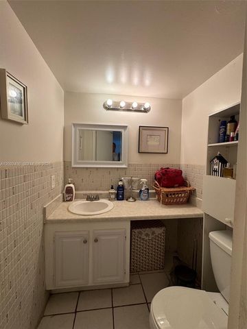 2200 E Hallandale Beach Boulevard 301, Hallandale Beach, FL 33009