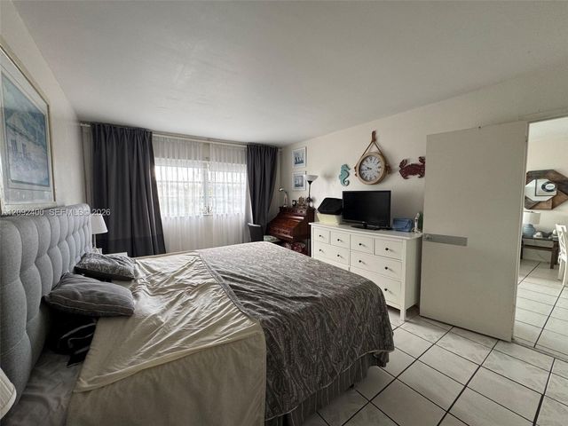 2200 E Hallandale Beach Boulevard 301, Hallandale Beach, FL 33009